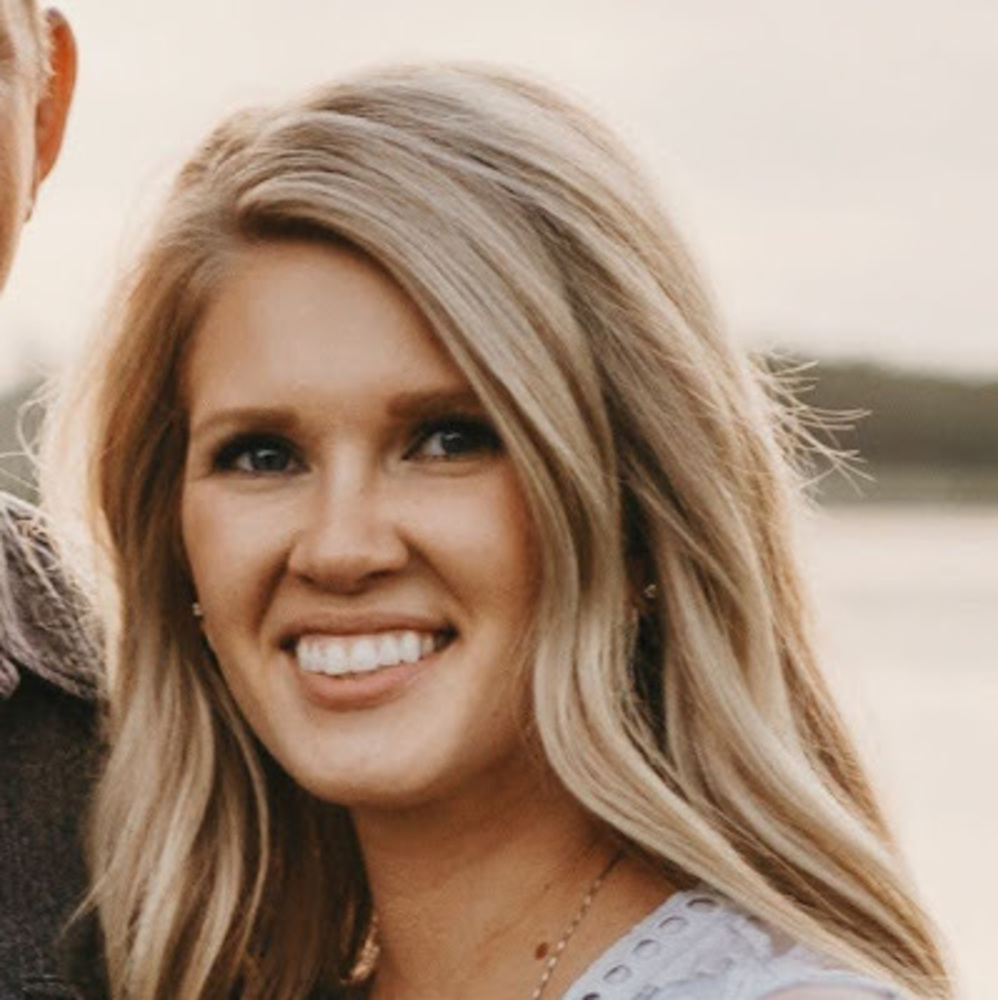 Meet your Posher, Ashlie